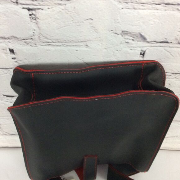 NC State Wolfpack Alan Stuart NCAA Small Handbag/Purse Faux Leather Tailgating - Picture 4 of 9